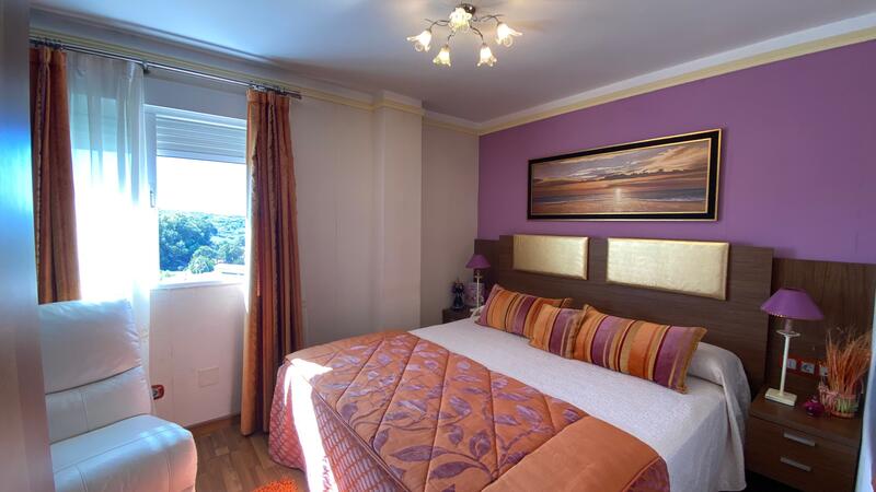 4 slaapkamer Appartement Te koop 4 slaapkamer Appartement Te koop