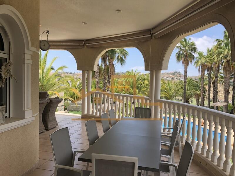 7 slaapkamer Villa Te koop