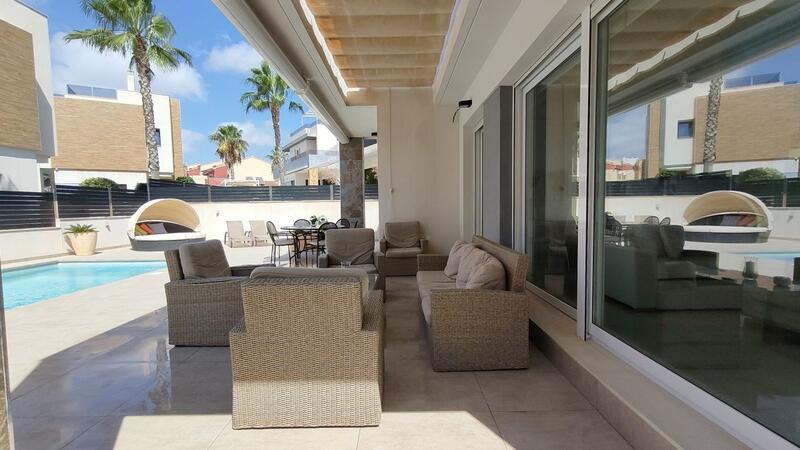 3 soveværelse Villa til salg