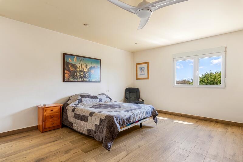 6 Cuarto Villa en venta