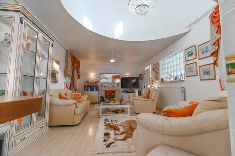 5 soveværelse Villa til salg