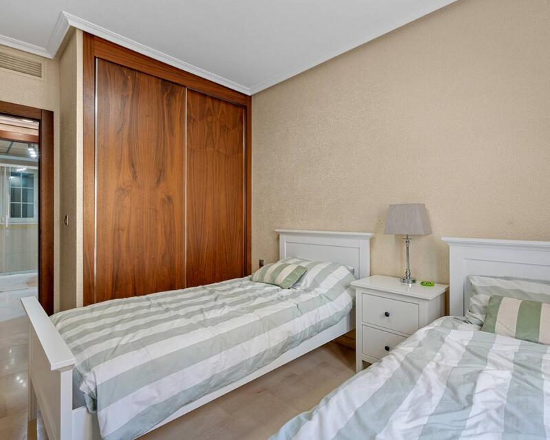 2 slaapkamer Appartement Te koop