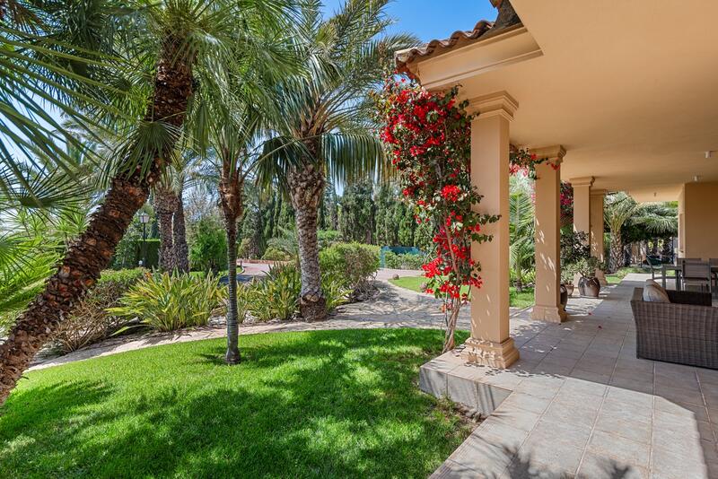 5 slaapkamer Villa Te koop