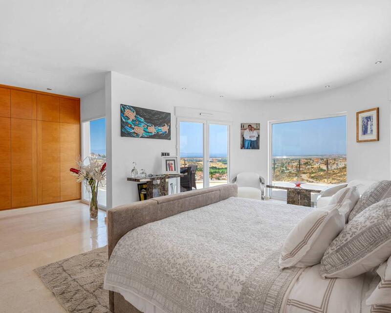 7 Cuarto Villa en venta