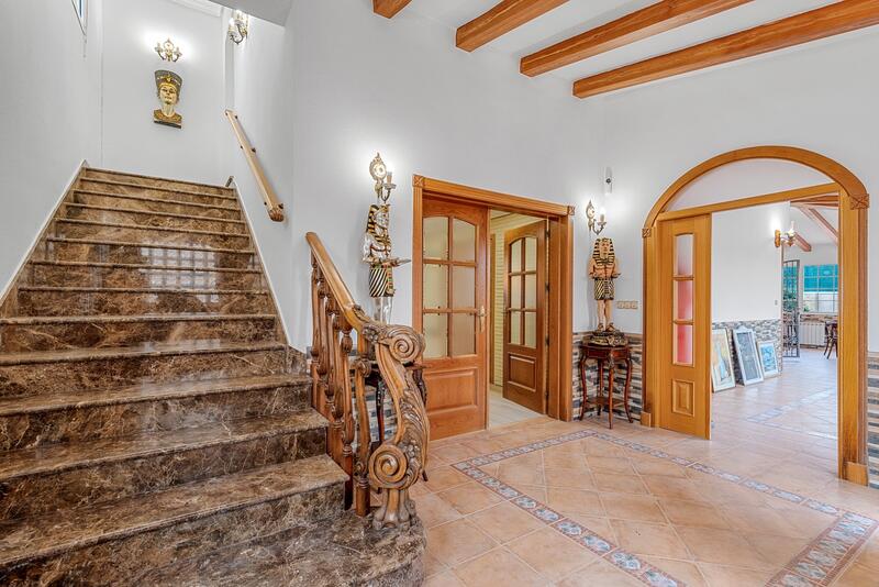 4 soveværelse Villa til salg 4 soveværelse Villa til salg