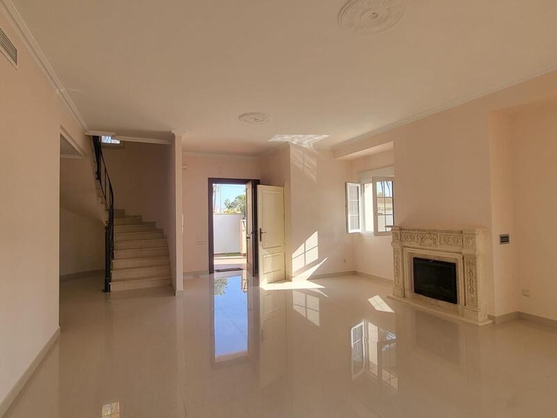 4 bedroom Villa for sale