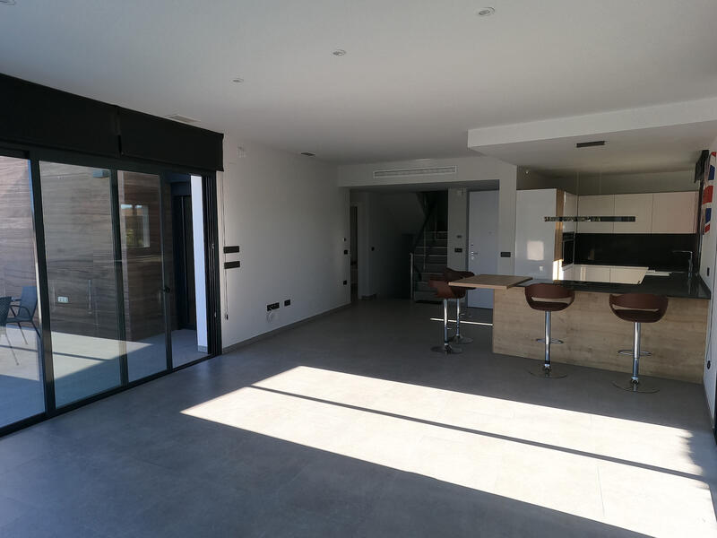 4 bedroom Villa for sale