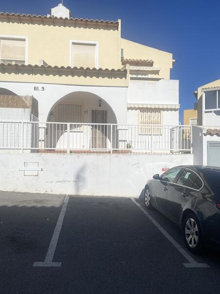 Byhus til salg i Villamartin, Alicante