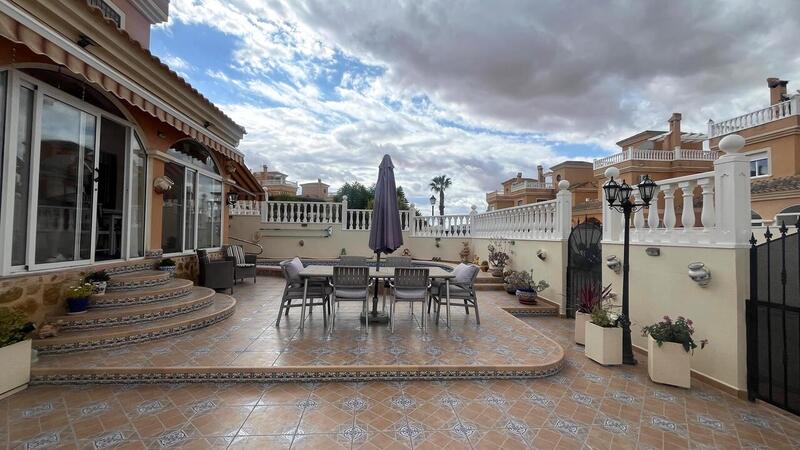 3 slaapkamer Villa Te koop