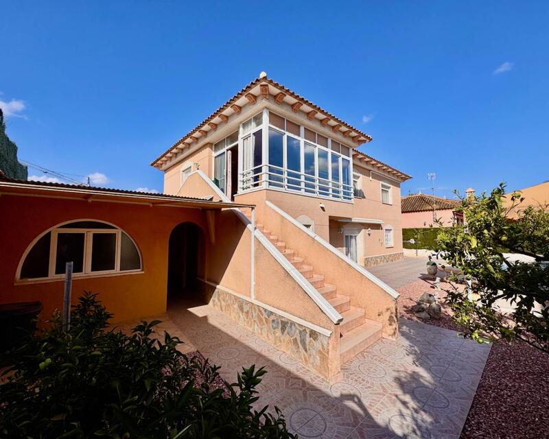 5 soverom Villa til salgs