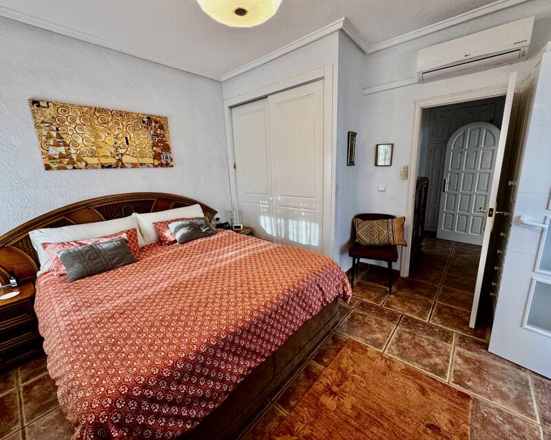 4 Cuarto Villa en venta