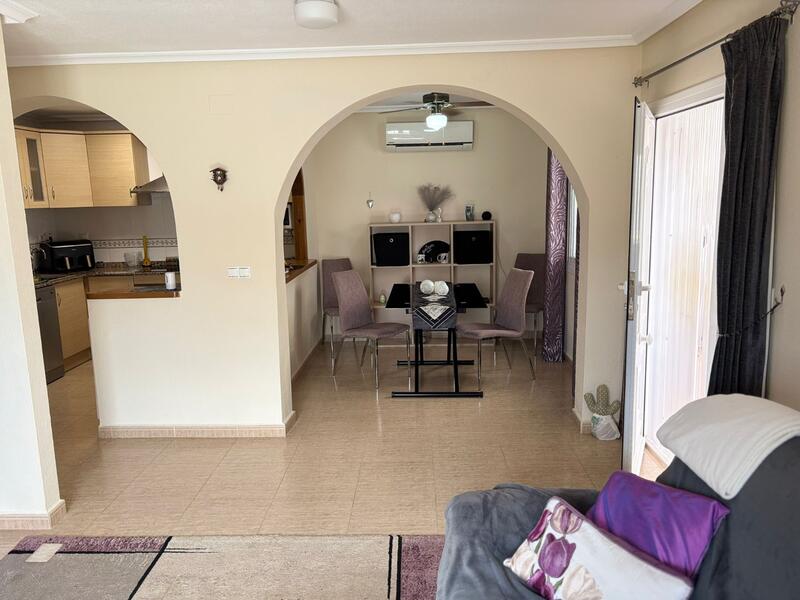 3 Schlafzimmer Villa zu verkaufen 3 Schlafzimmer Villa zu verkaufen