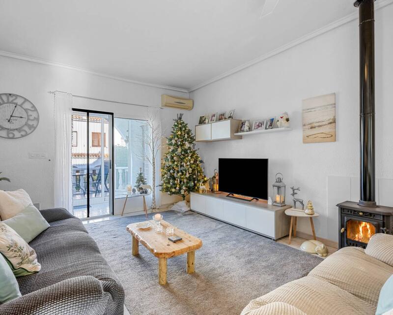 2 спальная комната городская тюрьма продается