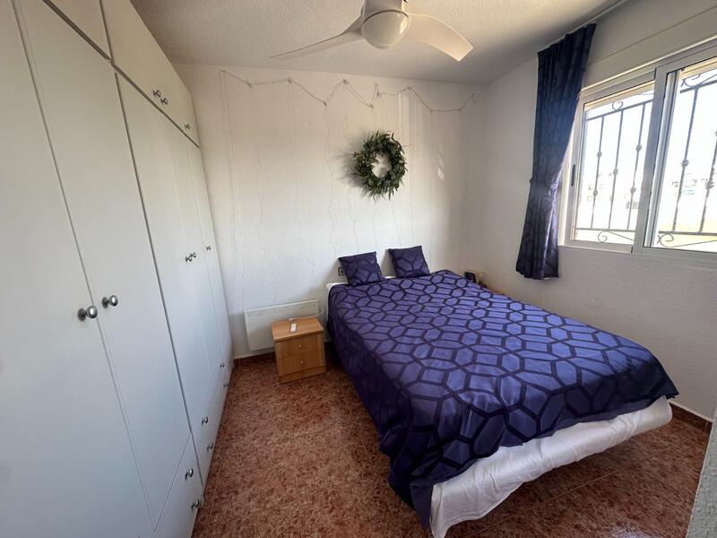 2 slaapkamer Appartement Te koop 2 slaapkamer Appartement Te koop