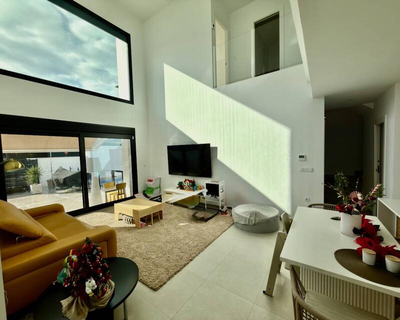 3 slaapkamer Villa Te koop 3 slaapkamer Villa Te koop