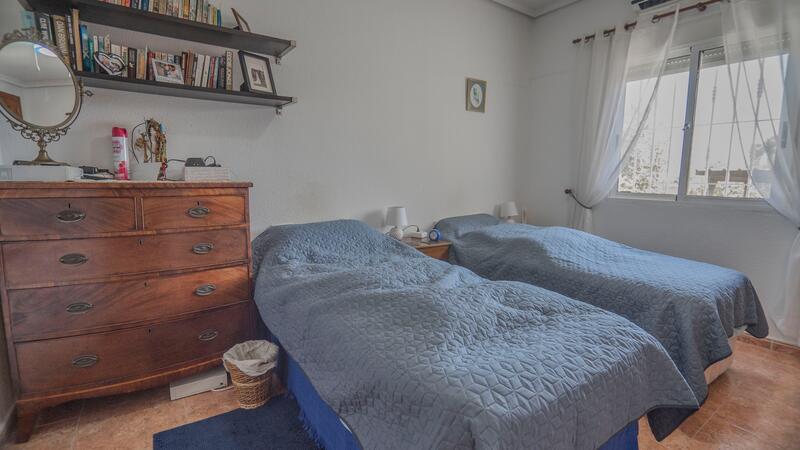 3 Schlafzimmer Landhaus zu verkaufen