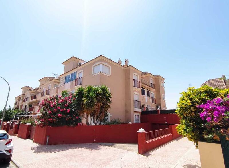 Townhouse for sale in La Florida, Alicante