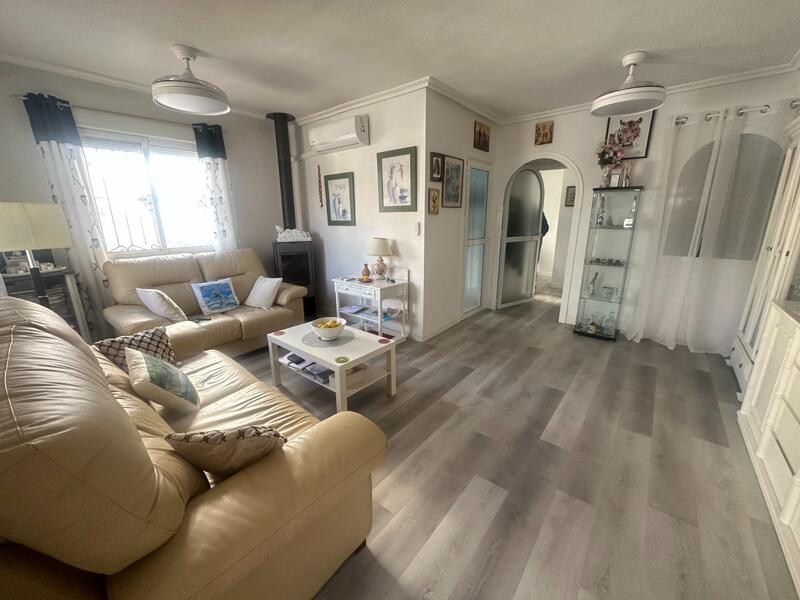 3 bedroom Townhouse for sale 3 bedroom Townhouse for sale