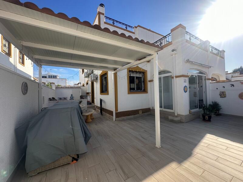 3 bedroom Townhouse for sale 3 bedroom Townhouse for sale