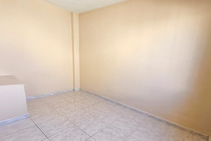 3 slaapkamer Gezinswoning Te koop