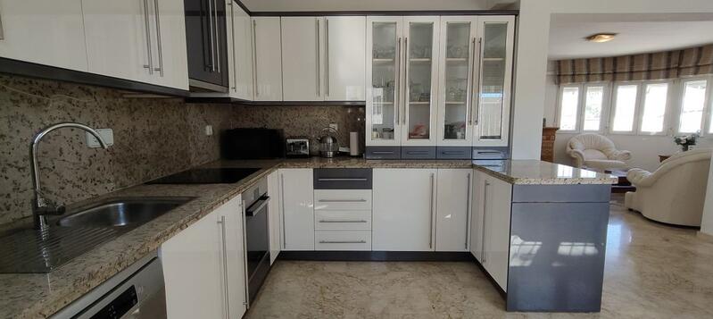 3 Cuarto Villa en venta