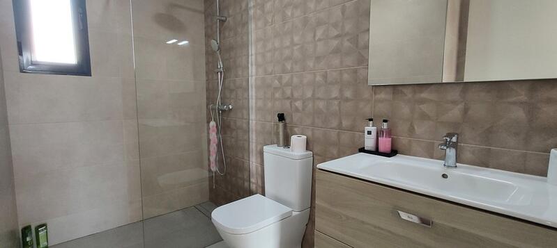 3 Cuarto Villa en venta