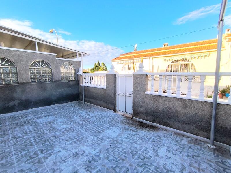 2 Cuarto Adosado en venta