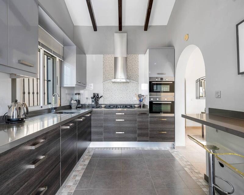 2 Cuarto Casa de Campo en venta