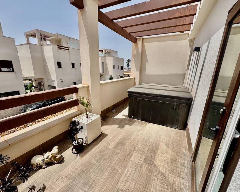 3 Cuarto Villa en venta