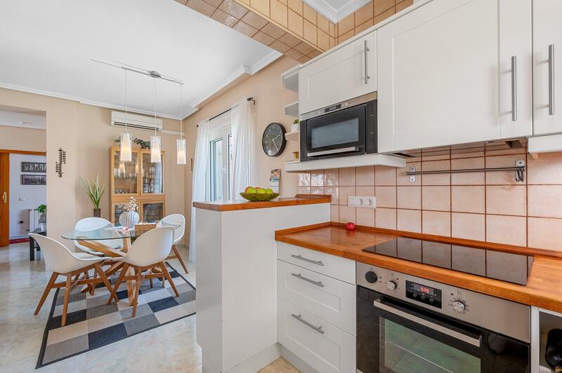 3 Cuarto Villa en venta