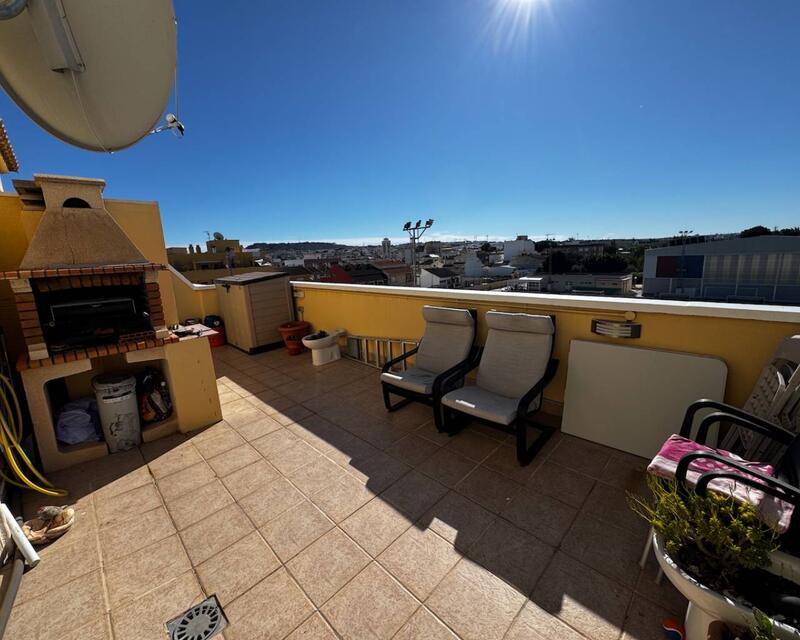 2 slaapkamer Appartement Te koop