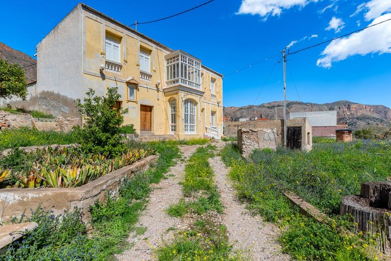 7 Schlafzimmer Landhaus zu verkaufen