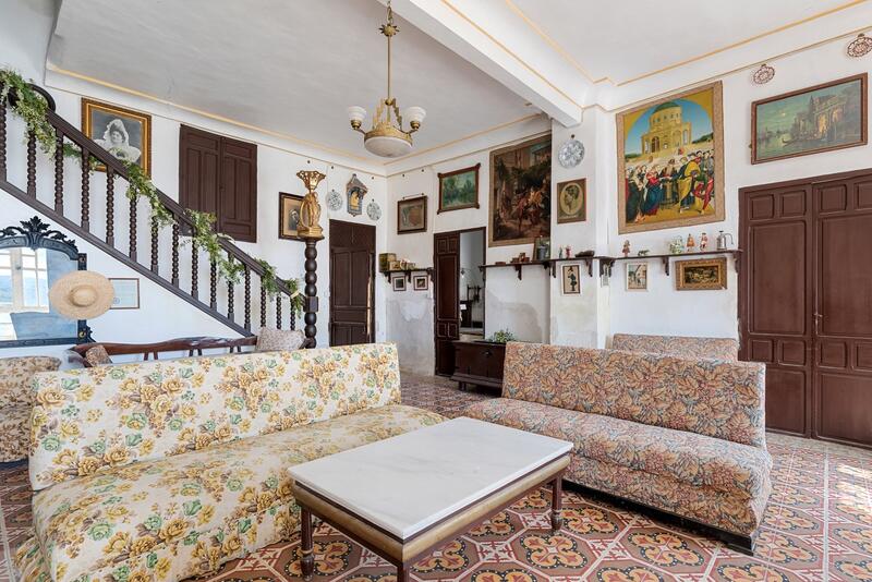 7 Schlafzimmer Landhaus zu verkaufen