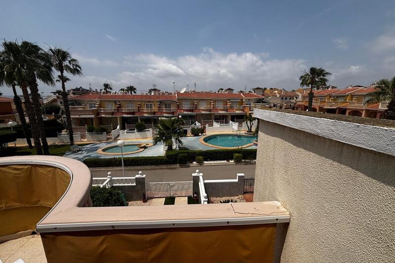 3 Cuarto Adosado en venta