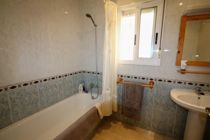 2 Schlafzimmer Villa zu verkaufen