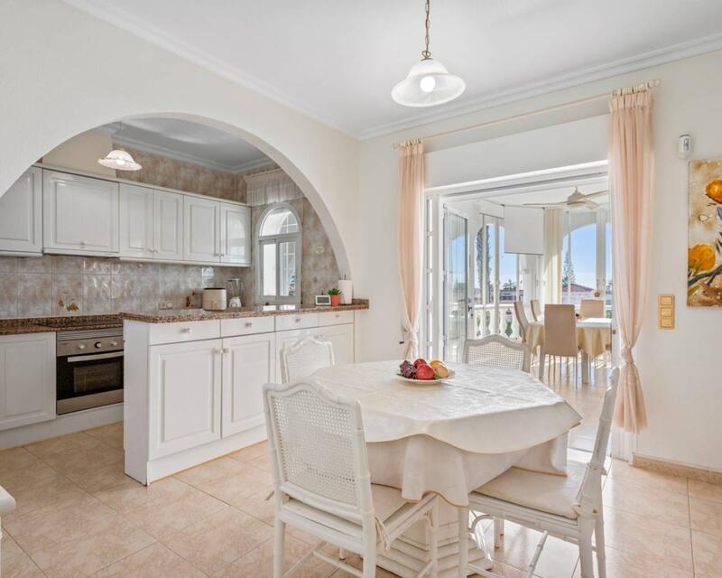 4 slaapkamer Villa Te koop