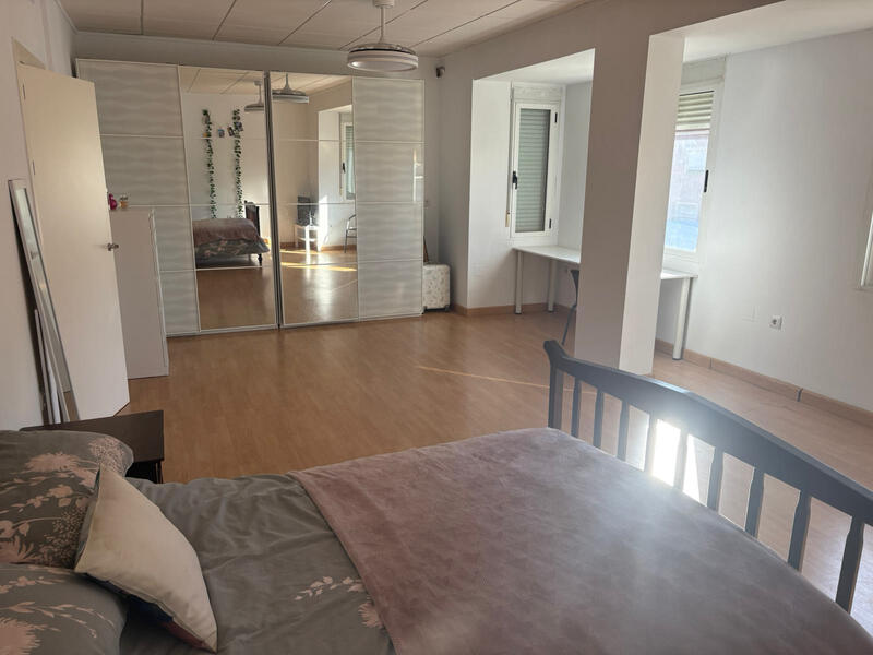 5 Schlafzimmer Stadthaus zu verkaufen