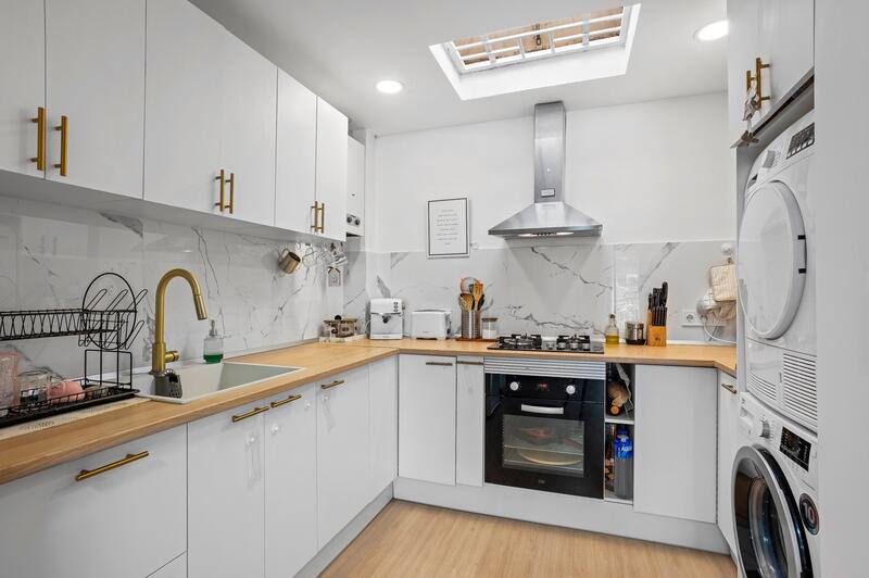 2 bedroom Townhouse for sale