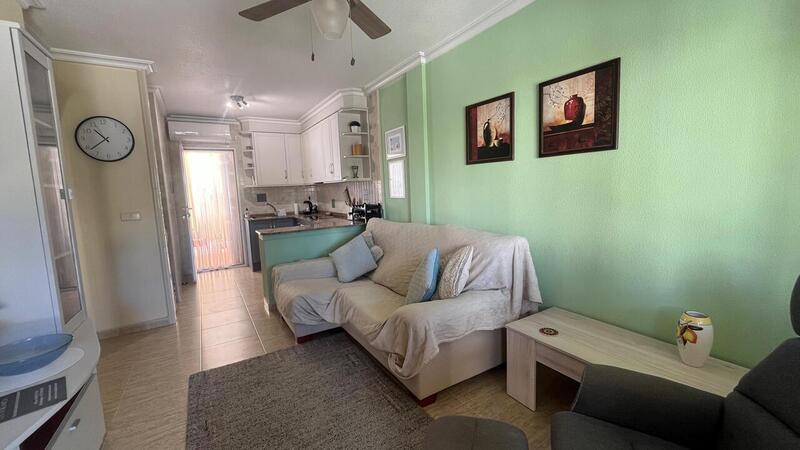 2 Schlafzimmer Stadthaus zu verkaufen