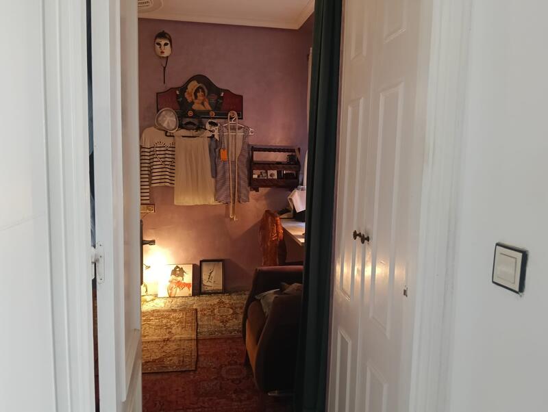 2 slaapkamer Appartement Te koop 2 slaapkamer Appartement Te koop