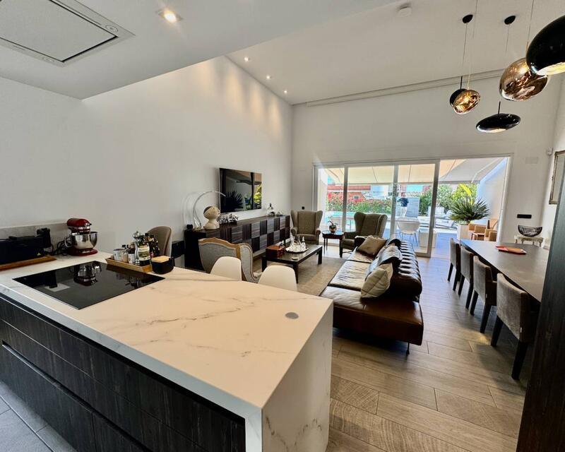 2 Cuarto Villa en venta