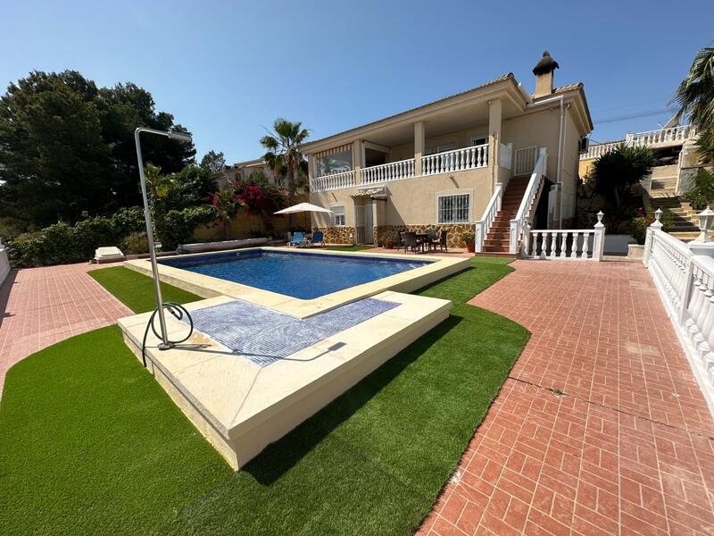 3 slaapkamer Villa Te koop