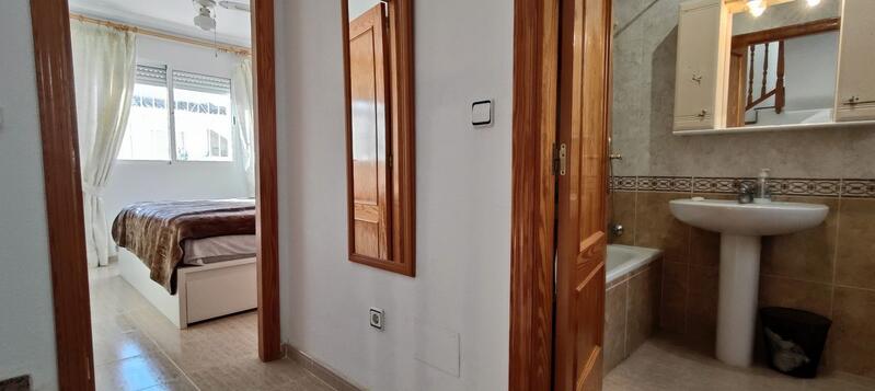 3 bedroom Townhouse for sale