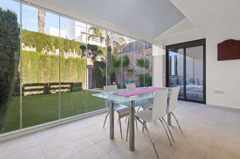 3 Cuarto Villa en venta