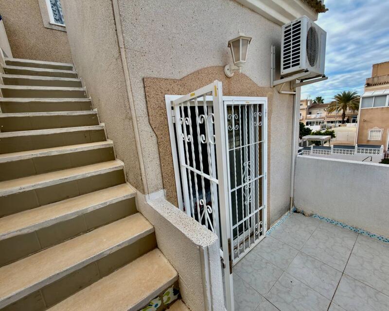 2 Cuarto Villa en venta