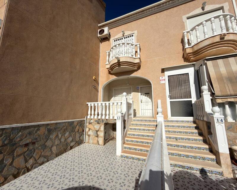 2 Cuarto Villa en venta