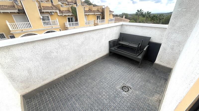 2 Cuarto Adosado en venta