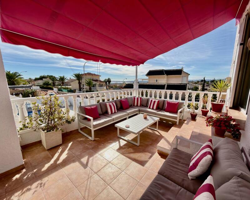 4 slaapkamer Villa Te koop