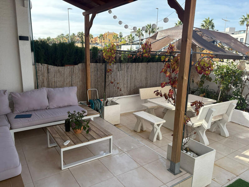 3 bedroom Townhouse for sale