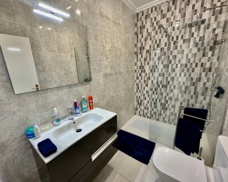 2 Cuarto Villa en venta